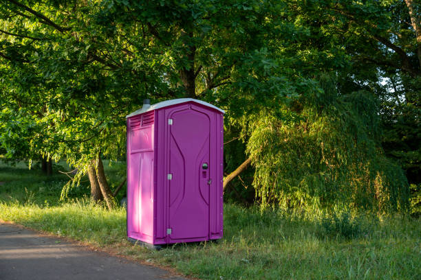 Best Portable toilet rental cost  in Island Park, NY